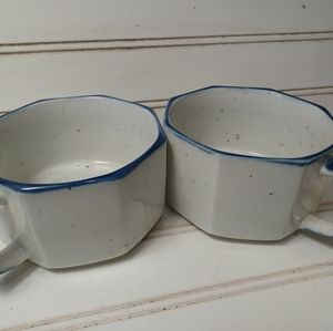 2 Coffee Tea Cup Mug Japan Octagon til blue. Condition is pre-owned in good cond